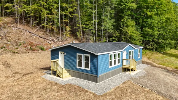 $304,239 | 21 Gilman Drive, Norridgewock, ME 04957