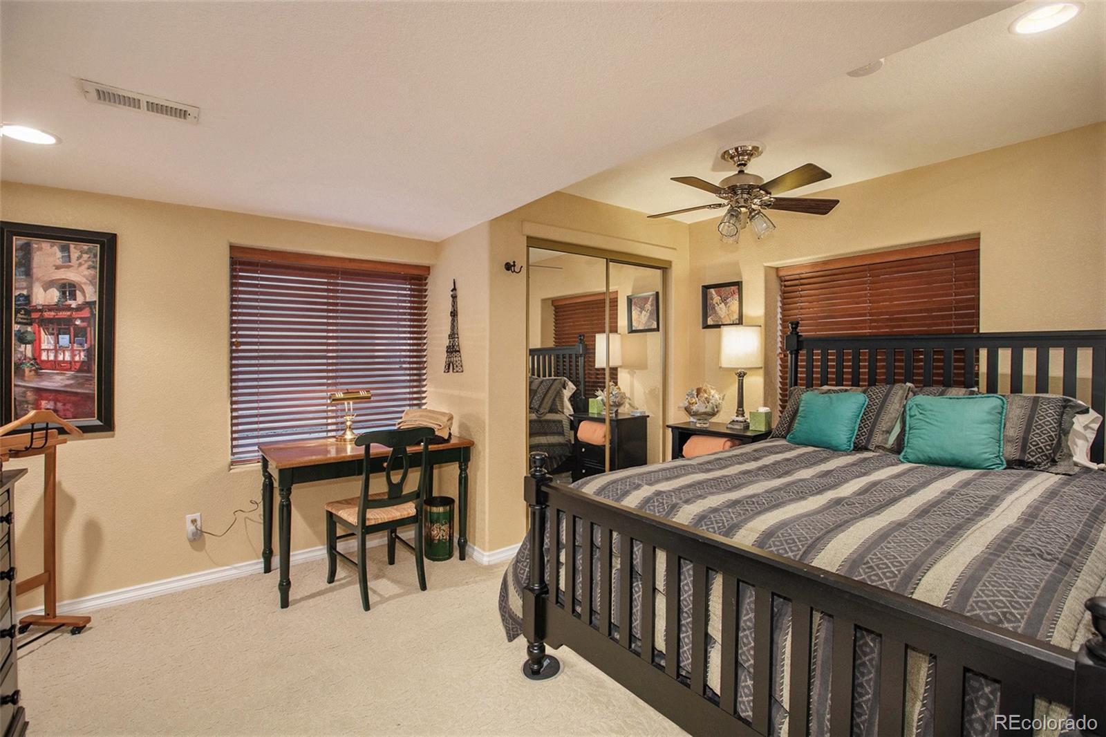 8974 Hunters Way Highlands Ranch, CO 80129 - Photo 27 of 40 Gallery Image 27