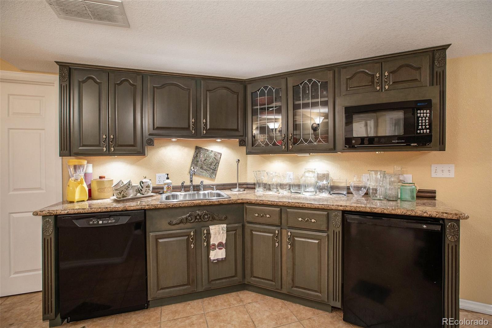8974 Hunters Way Highlands Ranch, CO 80129 - Photo 29 of 40 Gallery Image 29
