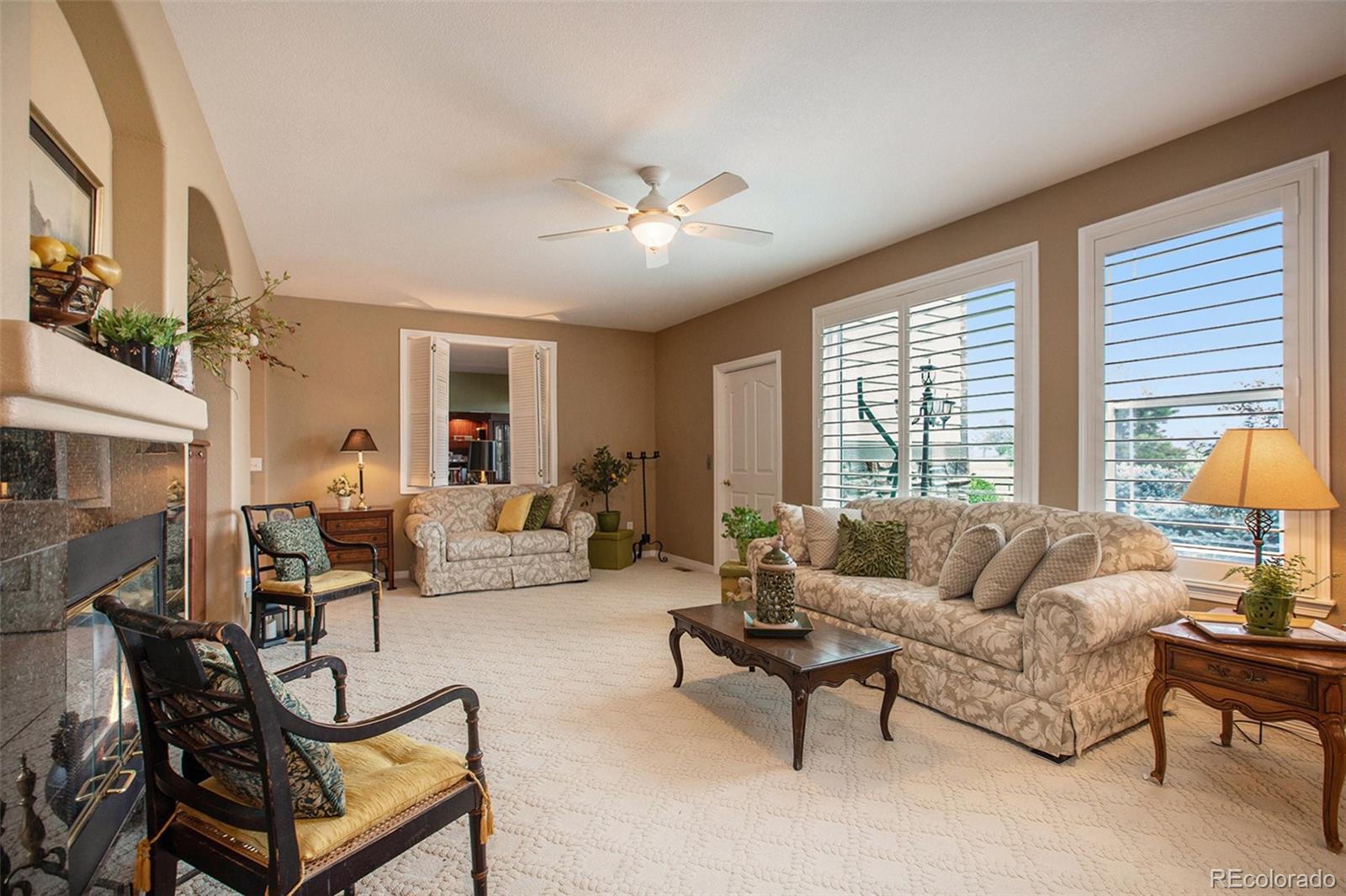 8974 Hunters Way Highlands Ranch, CO 80129 - Photo 7 of 40 Gallery Image 7