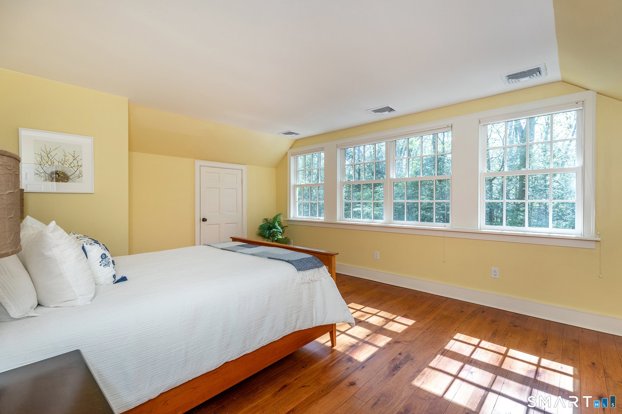 18 Curtis Road Washington, CT 06793 - Photo 18 of 32 Second floor bedroom
