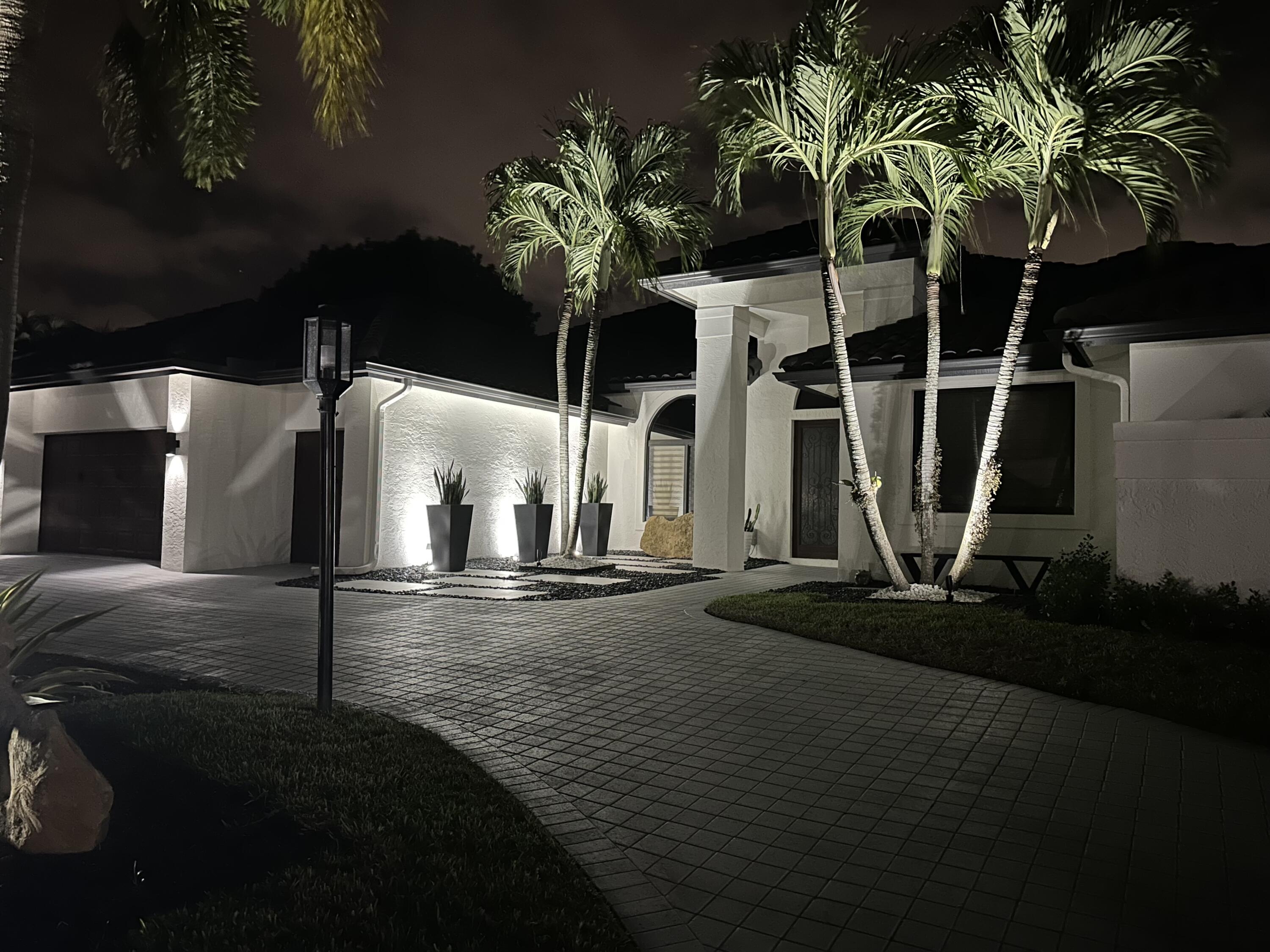 17822 Litten Drive Boca Raton, FL 33498 - Photo 3 of 74 Evening lighting