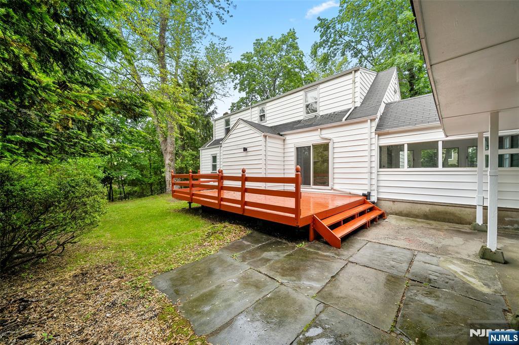 85 Serpentine Road Demarest, NJ 07627 - Photo 24 of 24