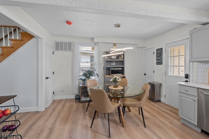 10 Arcadia Place Union, NJ 07088 - Photo 7 of 34