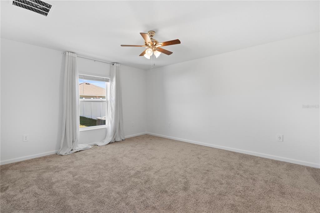 1011 John Jacob Road Davenport, FL 33837 - Photo 17 of 37