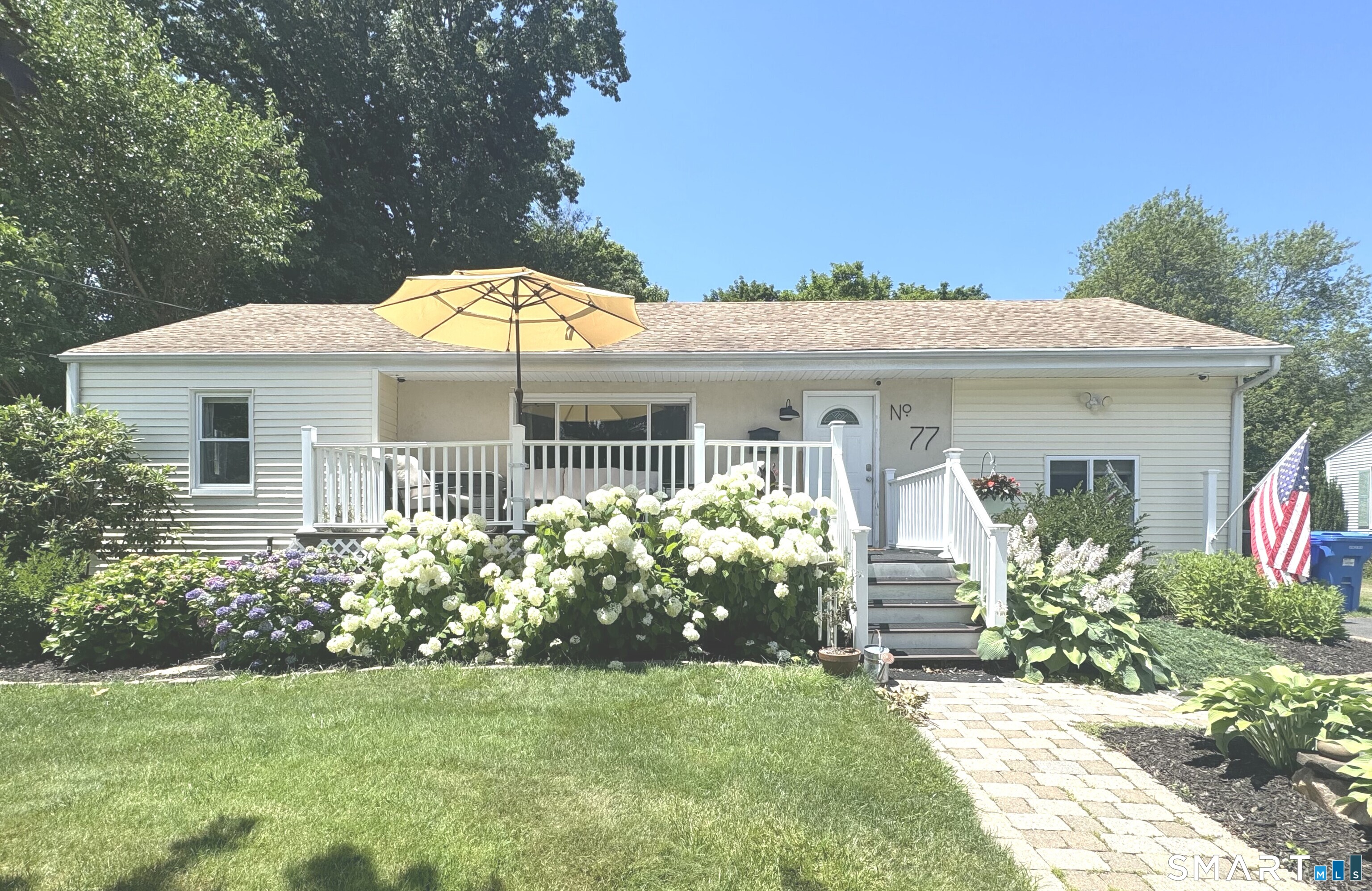 77 Berkeley Road Middletown, CT 06457 - Photo 26 of 29 Hydrangeas in bloom