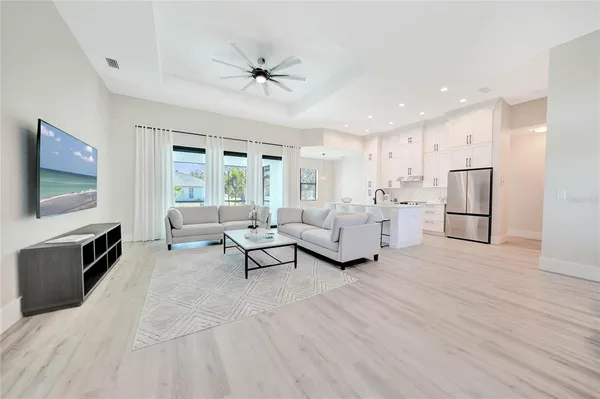 $4,500 | 3600 Cincinnati Street, North Port, FL 34286