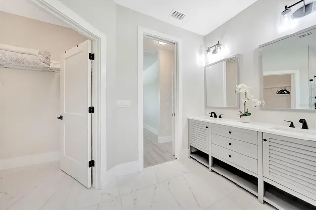 $4,500 | 3600 Cincinnati Street, North Port, FL 34286