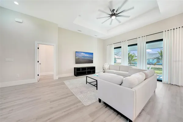 $4,500 | 3600 Cincinnati Street, North Port, FL 34286