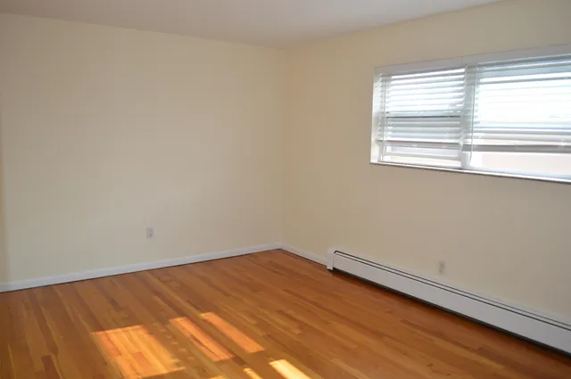 $1,700 | 420 Sheridan Place, Fairview, NJ 07022