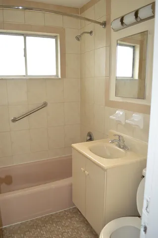 $1,700 | 420 Sheridan Place, Fairview, NJ 07022