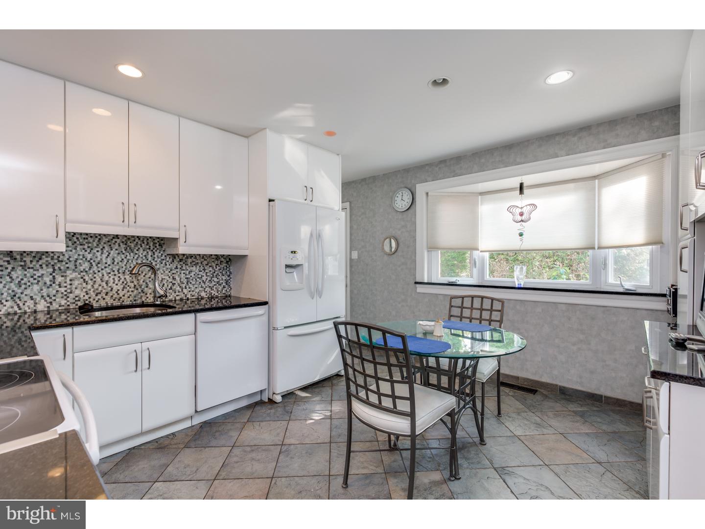 503 Gatewood Road Cherry Hill, NJ 08003 - Photo 9 of 25 Kitchen