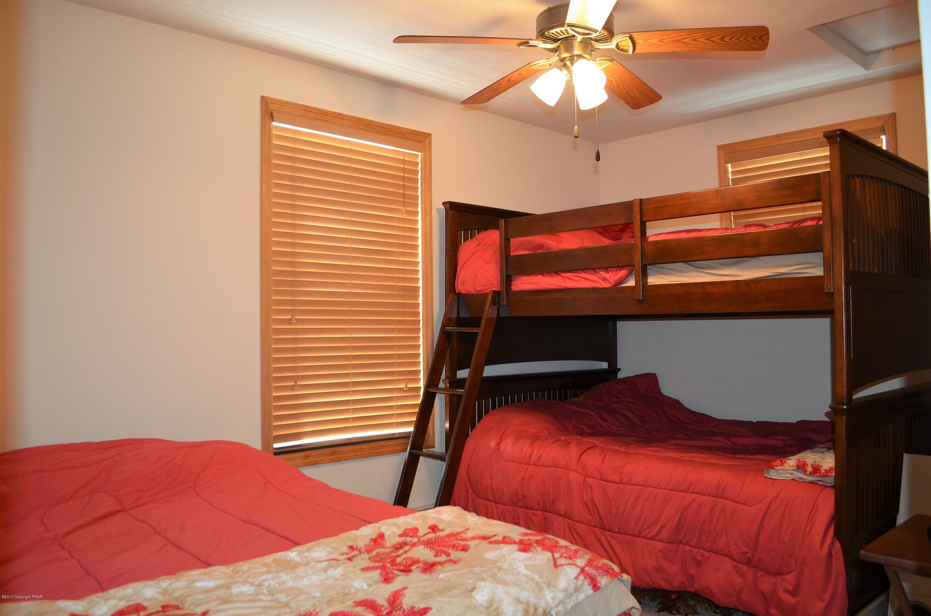 5 Ransom Circle Albrightsville, PA 18210 - Photo 16 of 32 Bedroom 2