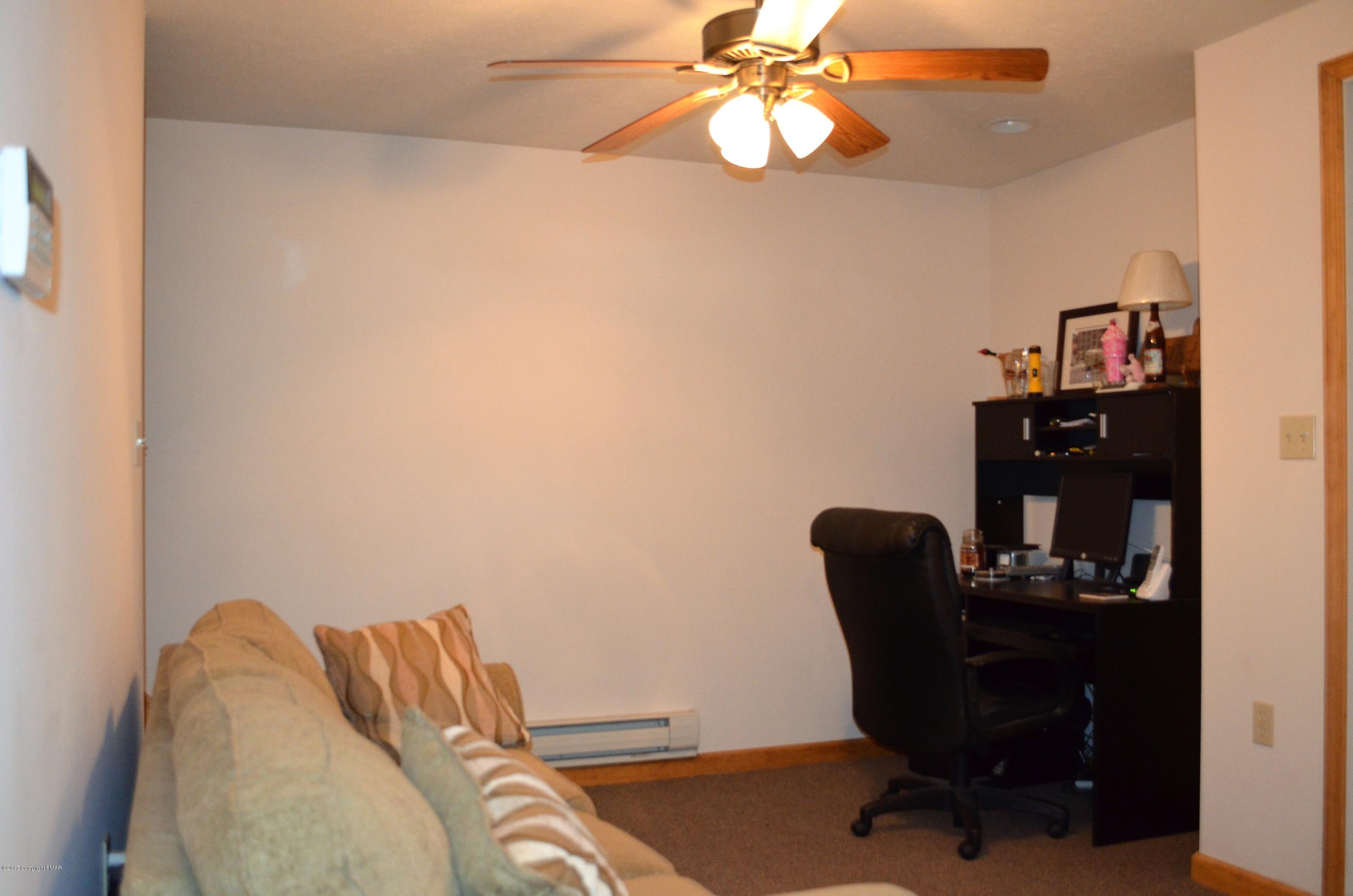 5 Ransom Circle Albrightsville, PA 18210 - Photo 10 of 32 Office