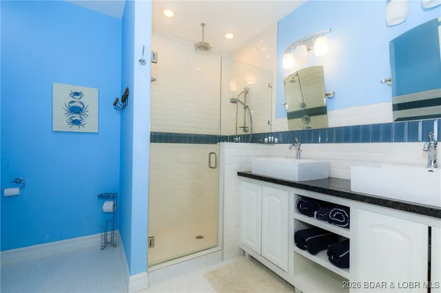 $1,390,000 | 32945 Green Hills Road, Gravois Mills, MO 65037