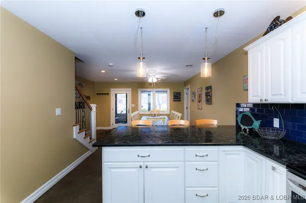 $1,390,000 | 32945 Green Hills Road, Gravois Mills, MO 65037