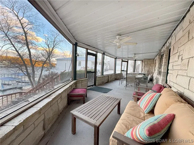 $1,390,000 | 32945 Green Hills Road, Gravois Mills, MO 65037