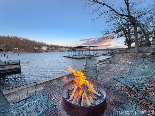 $1,390,000 | 32945 Green Hills Road, Gravois Mills, MO 65037