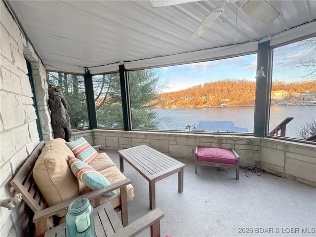 $1,390,000 | 32945 Green Hills Road, Gravois Mills, MO 65037