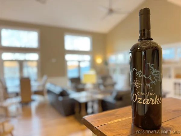 $1,290,000 | 32945 Green Hills Road, Gravois Mills, MO 65037