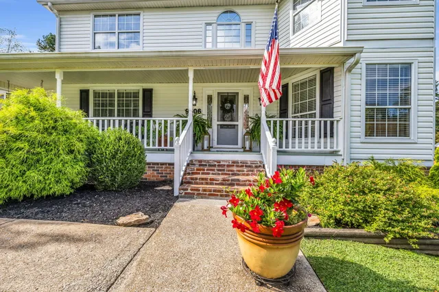 $465,000 | 9506 Post Oak Drive, Ooltewah, TN 37363