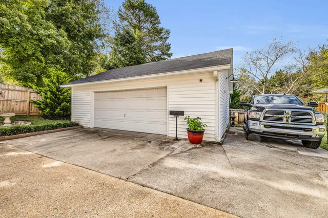 $465,000 | 9506 Post Oak Drive, Ooltewah, TN 37363