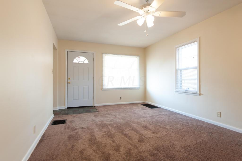 1588 North Star Road Columbus, OH 43212 - Photo 3 of 18