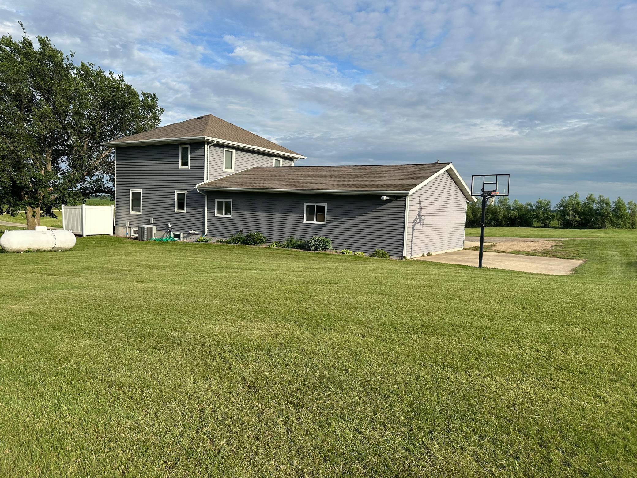 1865 180th Street Canby, MN 56220 - Photo 32 of 51