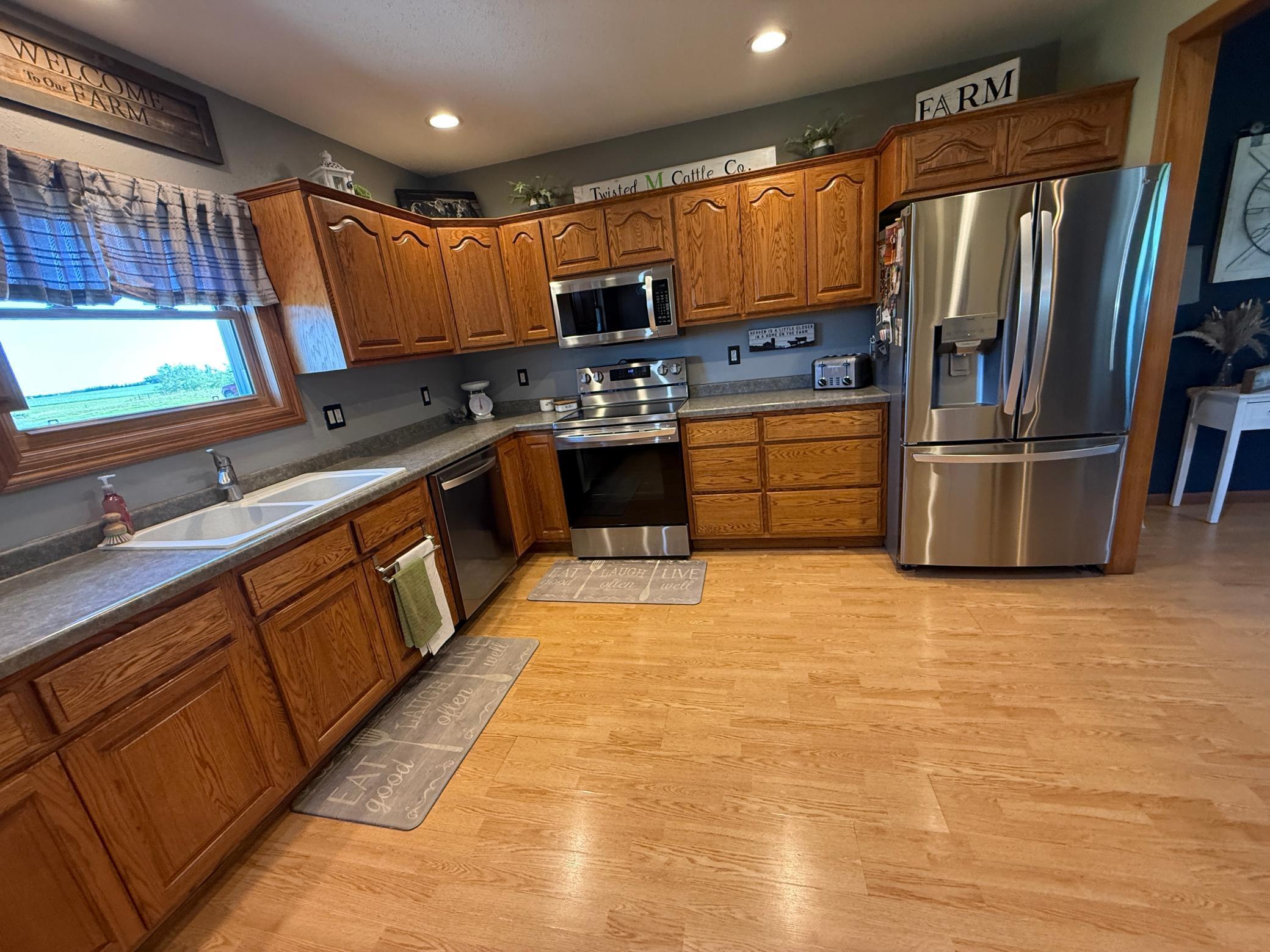 1865 180th Street Canby, MN 56220 - Photo 5 of 51