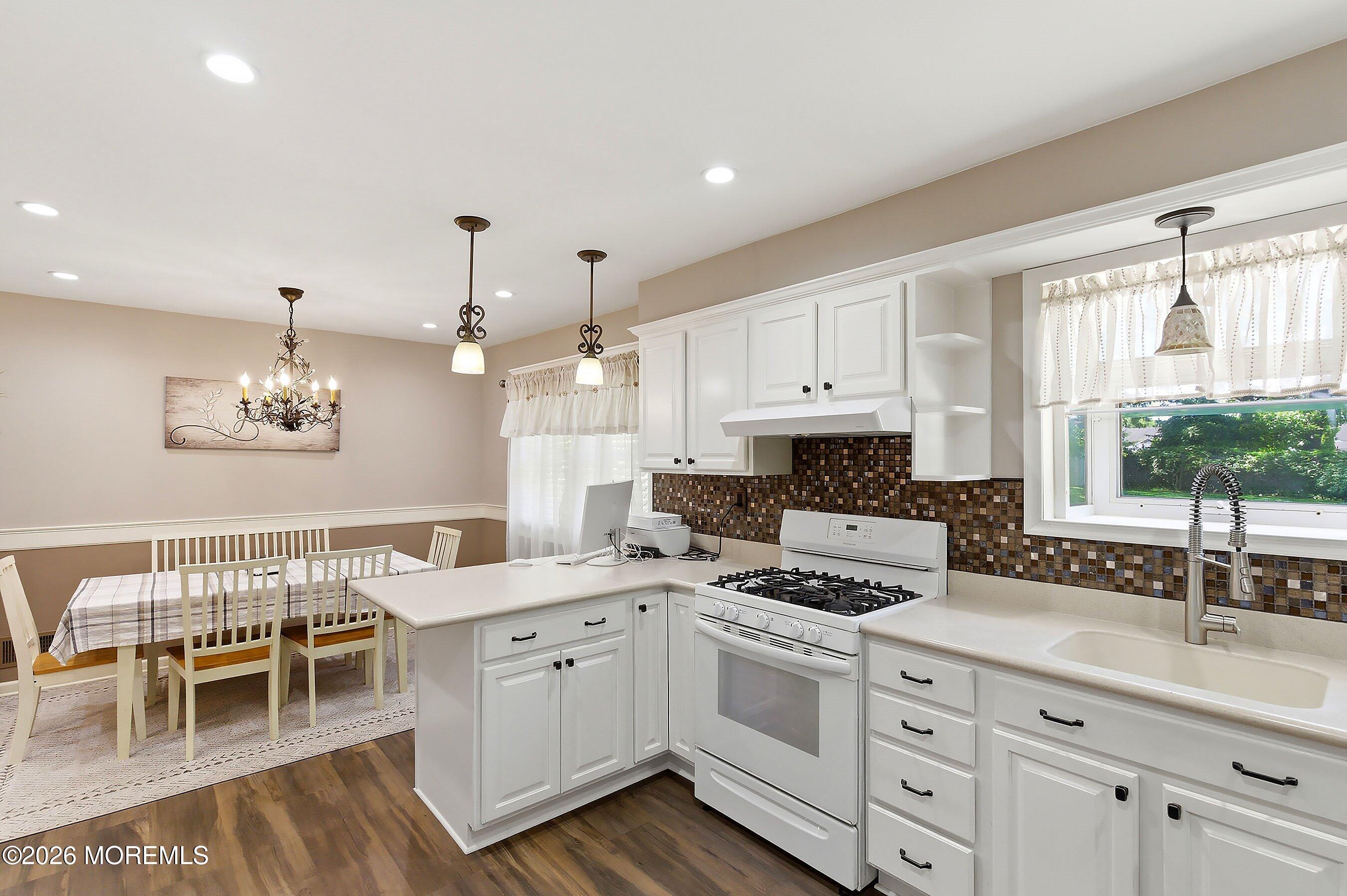 81 Salem Road Brick, NJ 08724 - Photo 16 of 31 19-Kitchen 1E