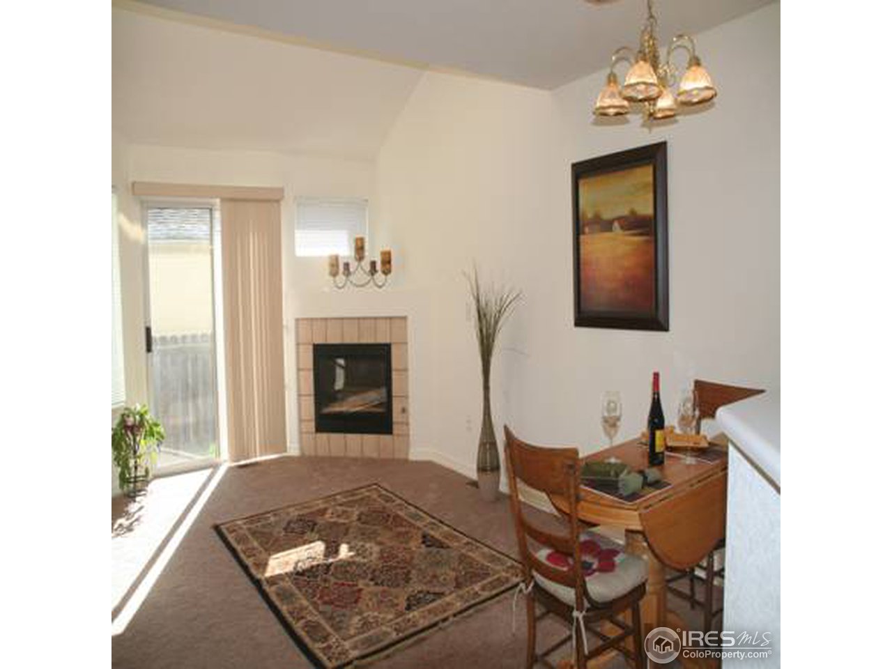 5140 Buckingham Road, Unit 5 Boulder, CO 80301 - Photo 3 of 17 Living Room VIew
