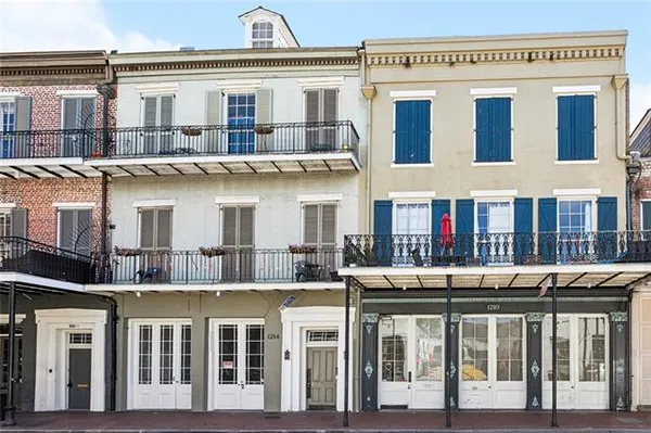 $2,650 | 63 French Market Place, Unit 2F, New Orleans, LA 70116
