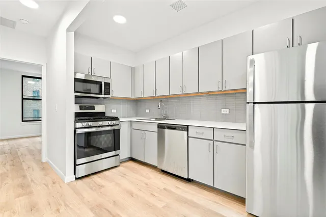 $183,700 | 355 Bronx River Avenue, Unit 4B | Soundview
