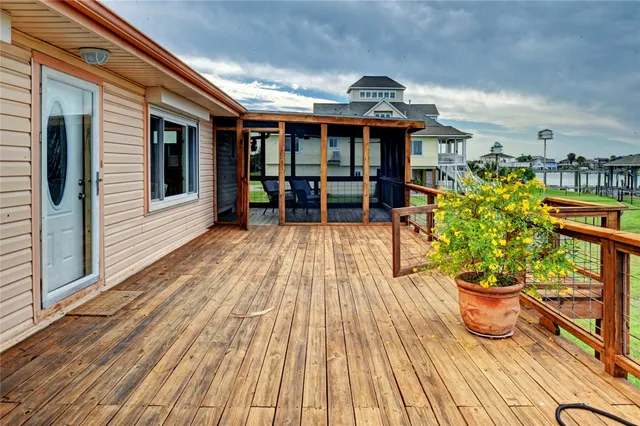 $990,000 | 1219 Pilot Lane, Galveston, TX 77554