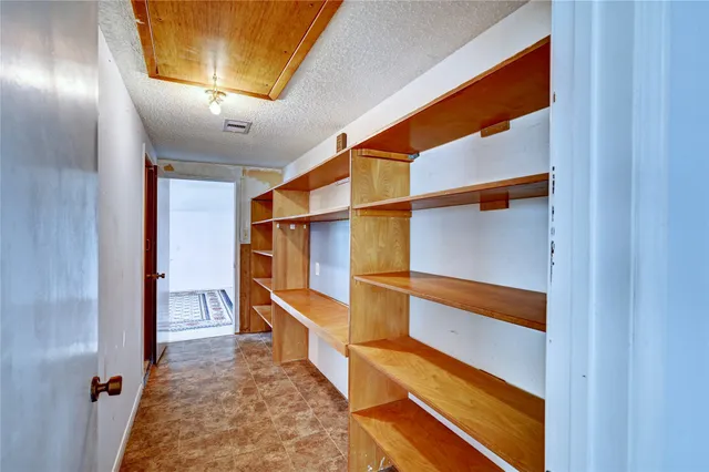 $990,000 | 1219 Pilot Lane, Galveston, TX 77554