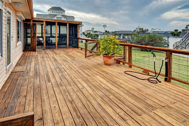 $990,000 | 1219 Pilot Lane, Galveston, TX 77554