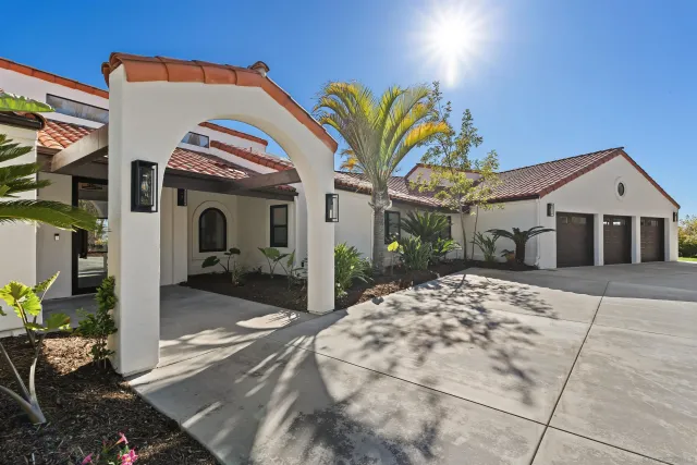 $3,395,000 | 1170 Rancho Encinitas Drive, Encinitas, CA 92024