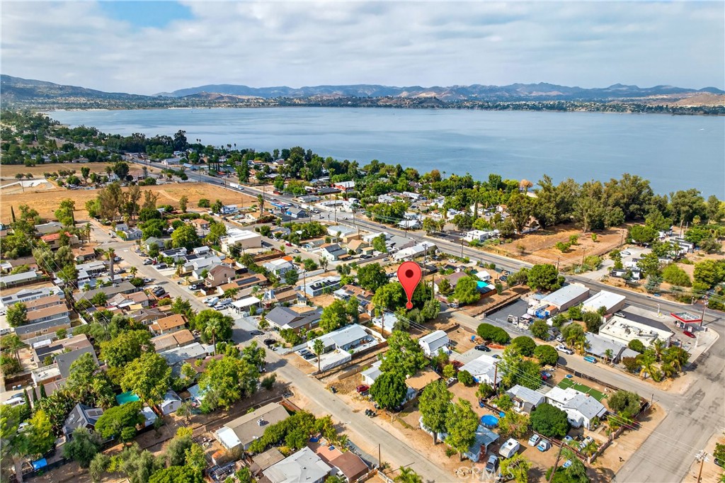 17653 Raley Avenue Lake Elsinore, CA 92530 - Photo 25 of 29 a view of a city