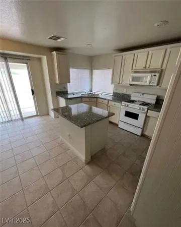 $549,900 | 994 River Walk Court, Henderson, NV 89015