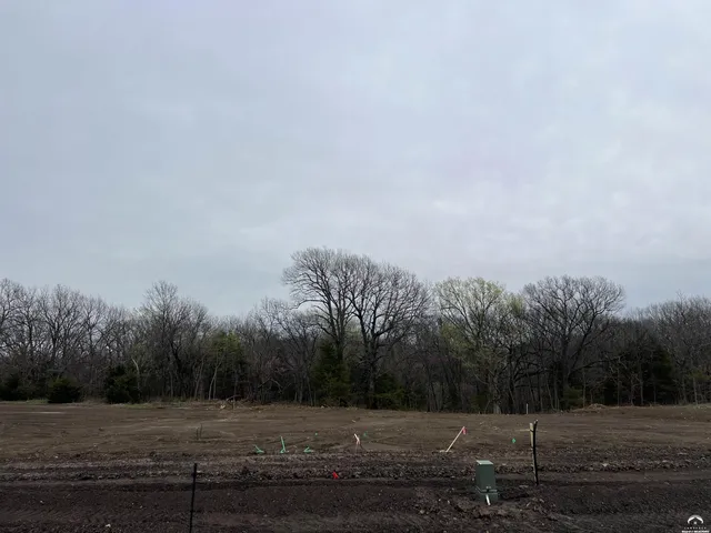 $62,000 | B2-l22 Glenn Court, Baldwin City, KS 66006