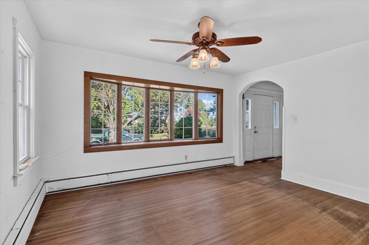 415 Ridgeway Street St. Joseph, MI 49085 - Photo 9 of 35 Gallery Image 9
