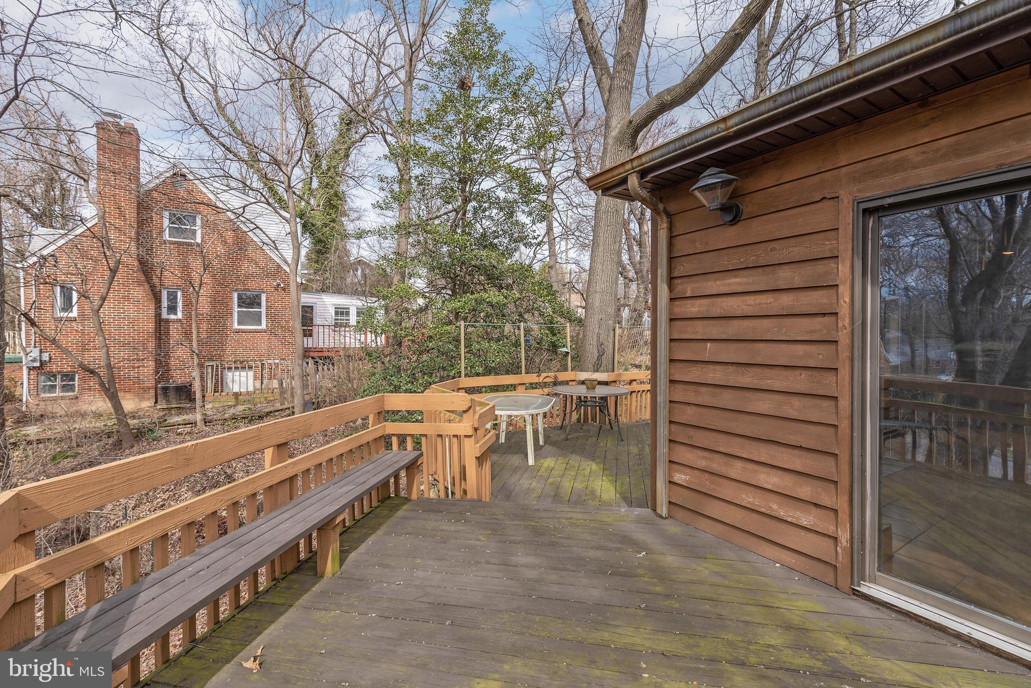 6010 Forest Road Cheverly, MD 20785 - Photo 25 of 36 Wraparound deck