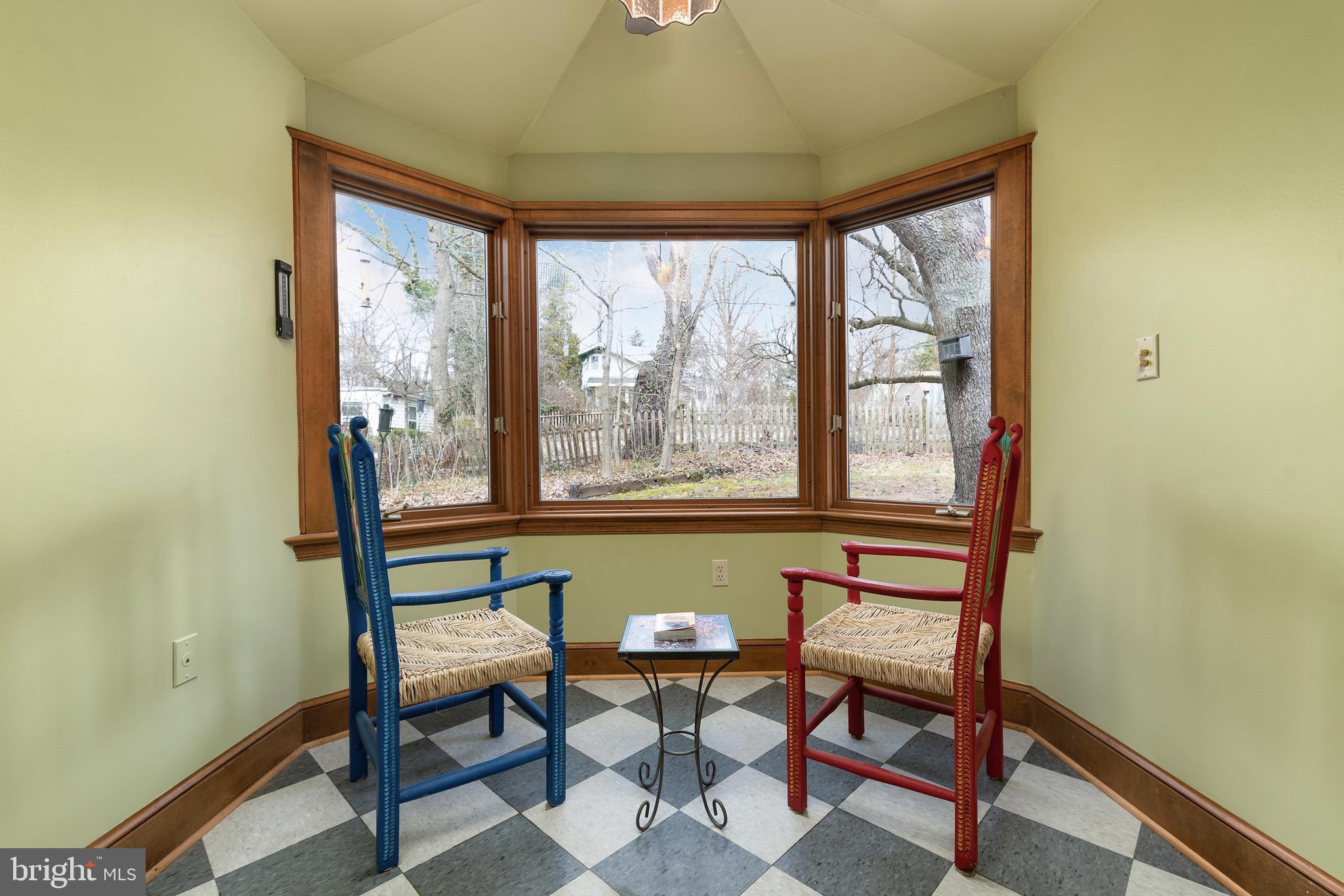 6010 Forest Road Cheverly, MD 20785 - Photo 10 of 36 Breakfast nook overlooking the backyard