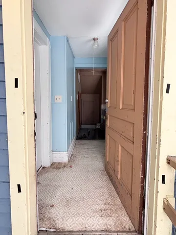 $950 | 612 6th Street West, Ashland, WI 54806