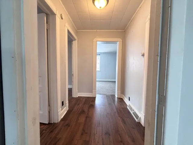 $950 | 612 6th Street West, Ashland, WI 54806