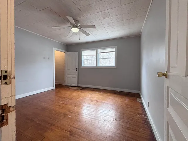 $950 | 612 6th Street West, Ashland, WI 54806