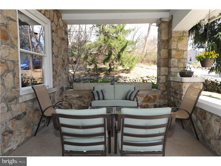 471 East Rock Road Allentown, PA 18103 - Photo 18 of 21 Porch
