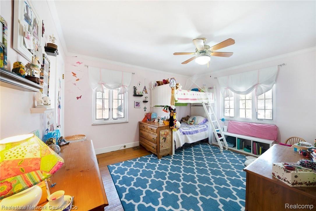 114 Riverside Drive Mount Clemens, MI 48043 - Photo 26 of 42 Bedroom 2.jpg