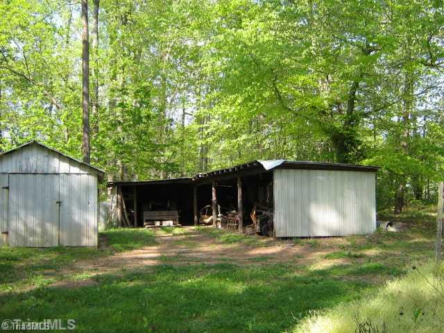 3596 High Point Road Winston-Salem, NC 27107 - Photo 15 of 15 Storage.