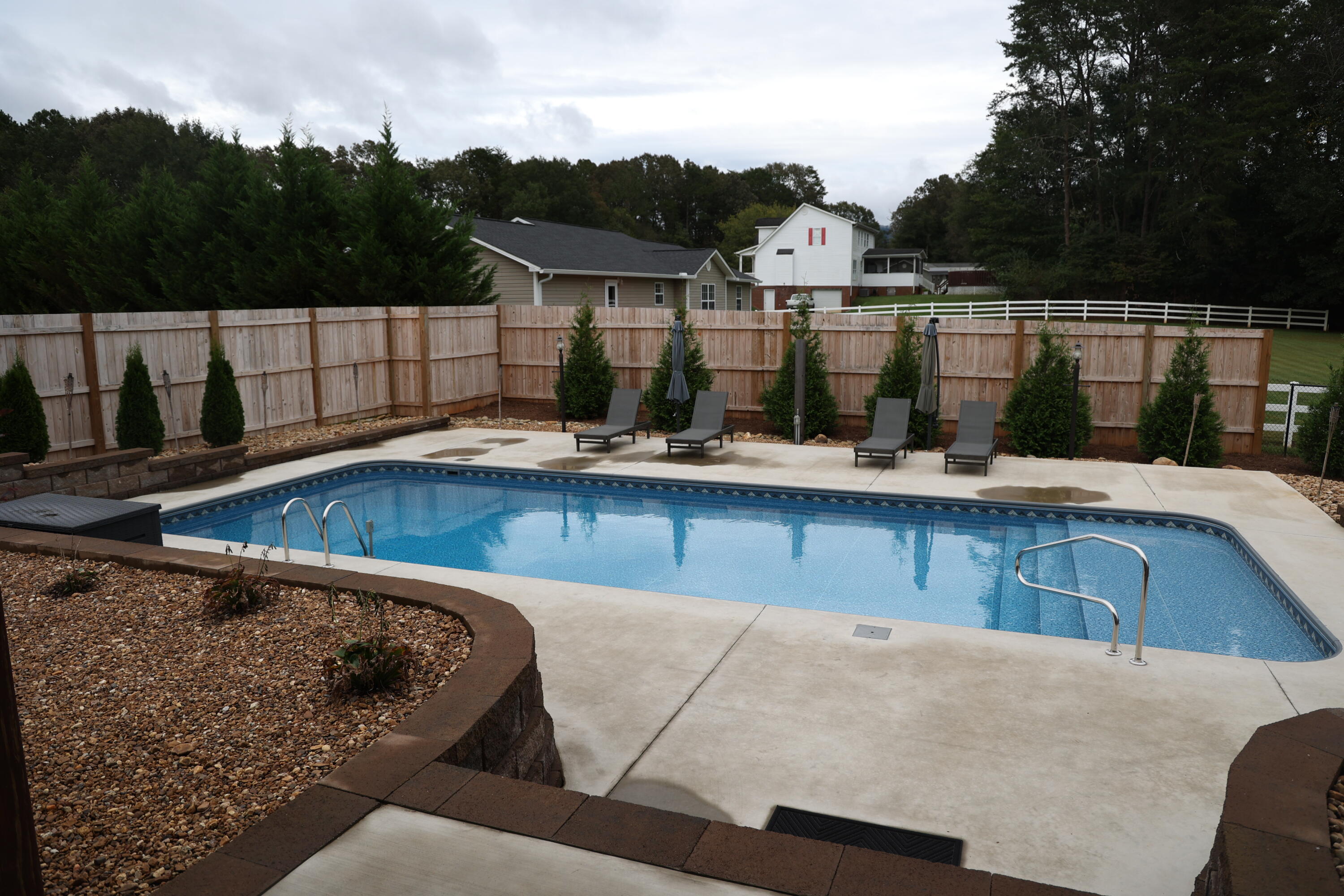 140 Riverside Drive Benton, TN 37307 - Photo 4 of 32 0B7A1040
